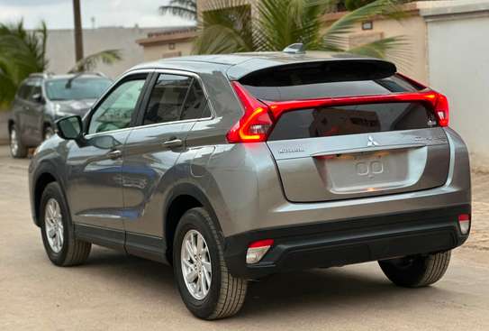 Mitsubishi éclipse 2019 super clean image 6