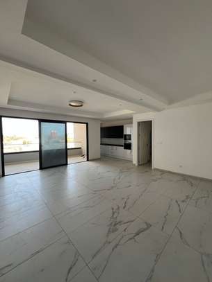 F4 neuf à vendre aux Almadies image 14