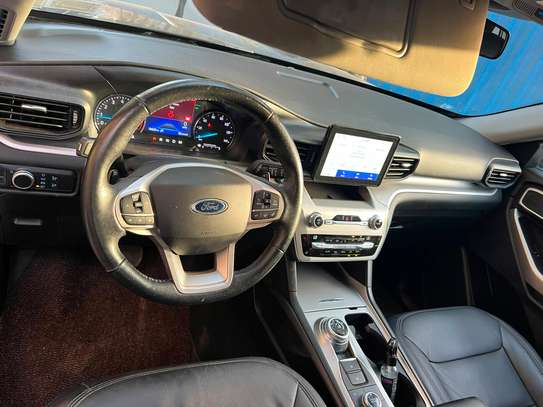 FORD EXPLORER 2020 image 9