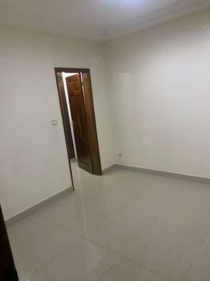 Location appartement F4 Sacré Cœur 1 image 8