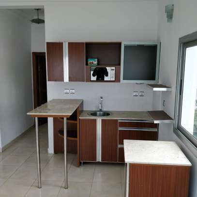 Maison 6 chambres à louer côté marina bay Almadies image 7