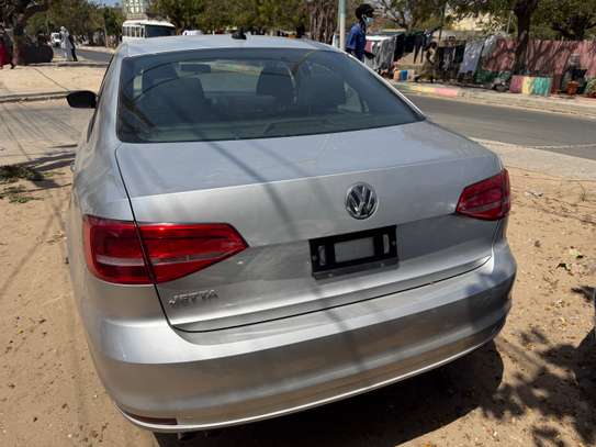 Volkswagen Jetta 2017 image 4