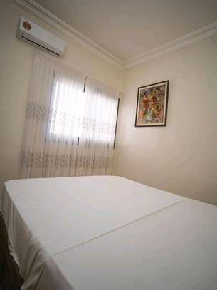 APPARTEMENT F4 MEUBLÉ À MERMOZ PRÊT DE JEAN MERMOZ image 13