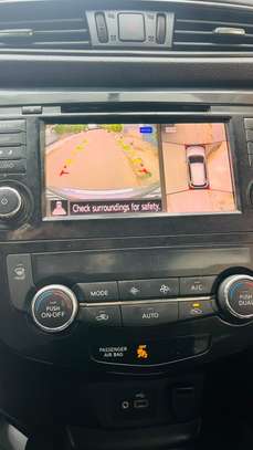 2018 Nissan Rogue SV image 11