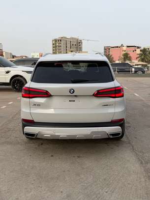 BMW X5 image 5