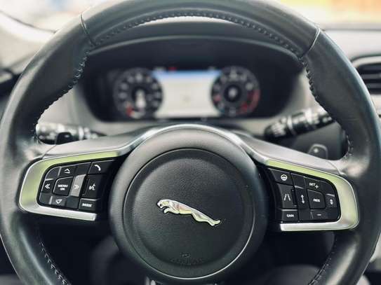 JAGUAR F-PACE 2020 image 6