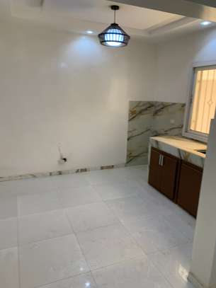 Location Villa 4 chambres salon Cité cheikh Amar Mamelles image 4