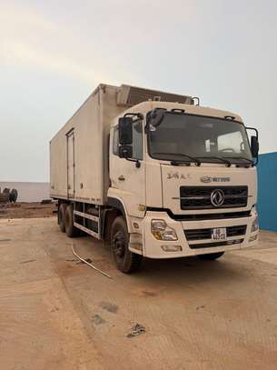 Dongfeng camion poids lourd grande capacité blanc image 2