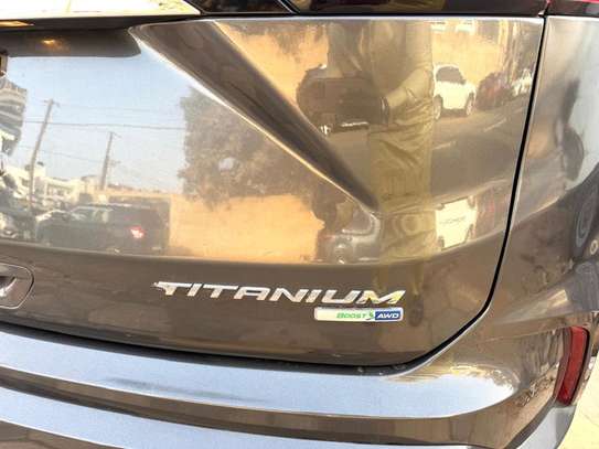 FORD EDGE TITANIUM image 10