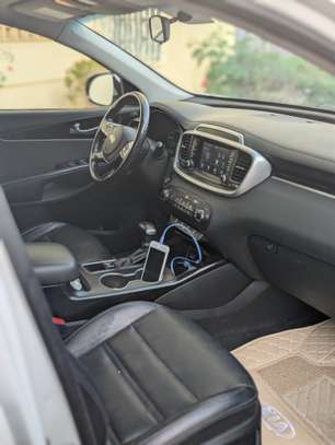 Kia Sorento SUV 2019 image 5