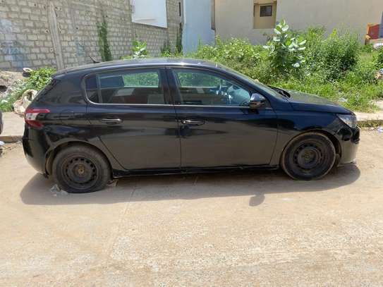 Peugeot 308 2016 image 5