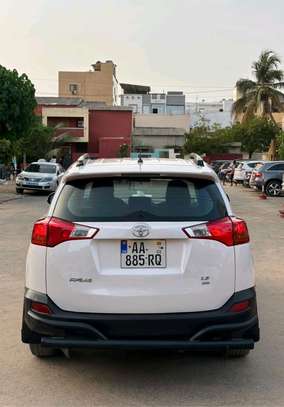 Toyota RAV4 2014 image 2