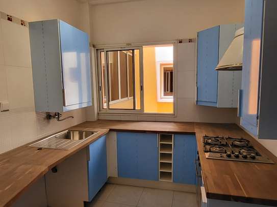 Bel appartement à Liberté 6 Extension (derrière WAVE) image 2
