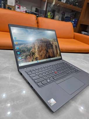 Lenevo ThinkPad T14 RYZEN 7Pro image 2