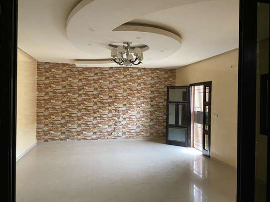 3 chambres salon zac mbao image 1
