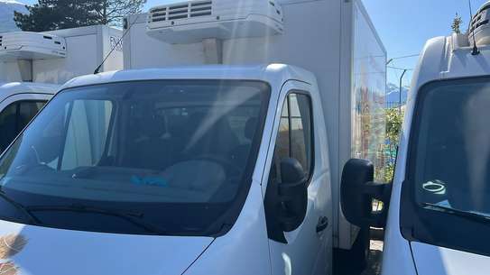 Renault Master Année  2017 image 2