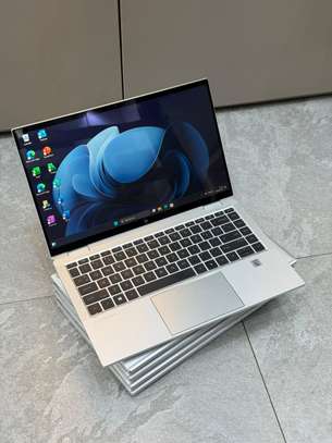 HP EliteBook x360 1040 G7 * 10e Gen image 1