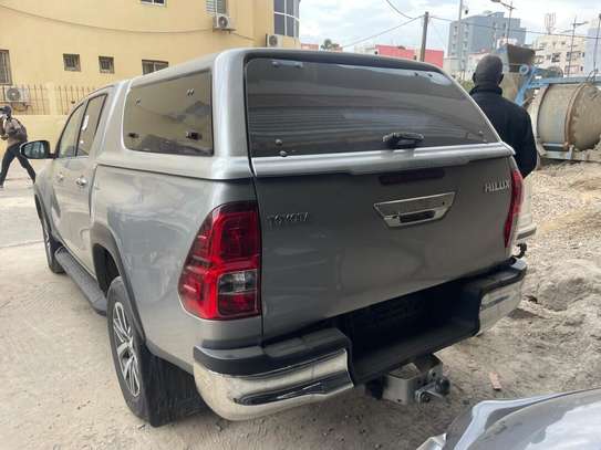 Toyota hilux  2019 image 2
