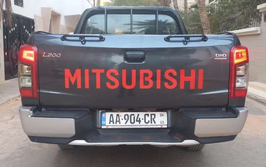 Mitsubishi image 2