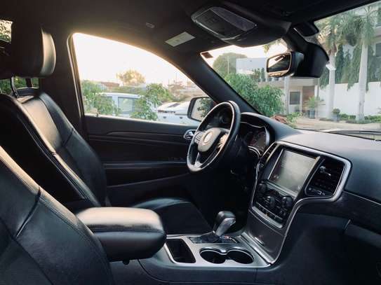 Jeep grand cherokee limited 2017 image 8