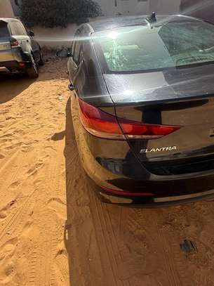 Hyundai Elantra 2017 image 6