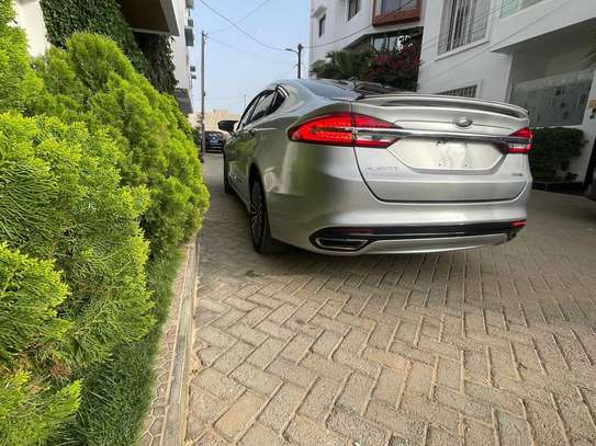 FORD FUSION SE 2019 image 6
