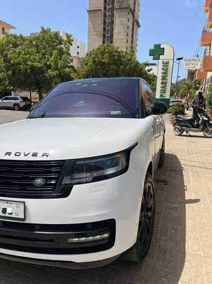 Range Rover vogue 2024 image 5