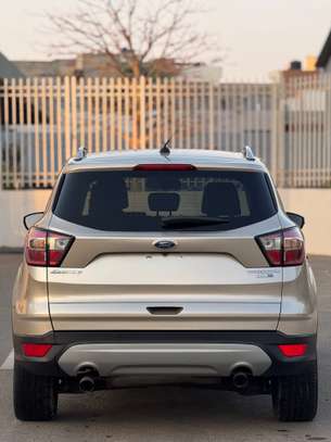 Ford escap Titanuim année 2017 image 9