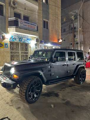 Jeep Wrangler Rubicon Unlimited image 2