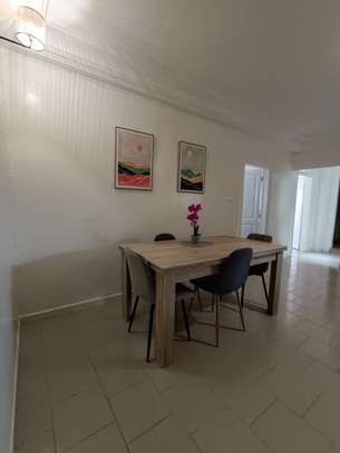 Superbe T2 Meublé - Les Almadies image 4