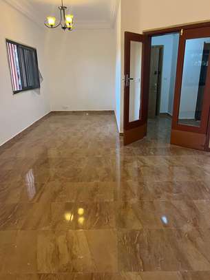 Joli appartement F3 a Ngor Almadies image 2