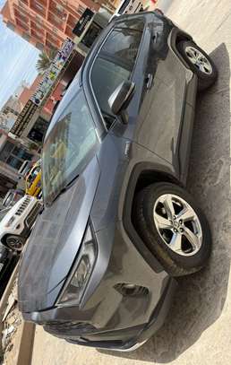 Toyota Rav 4 2020 image 3
