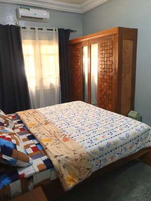 2 chambres climatisées plus salon meublés à Mariste 2 au RDC image 1