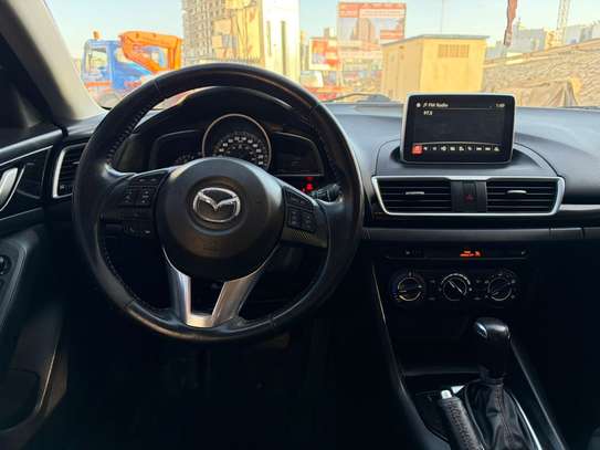 MAZDA 3   2017 image 9