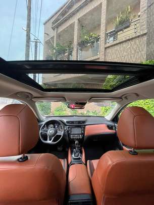 NISSAN ROGUE ANNÉE 2018 FULL OPTION image 10
