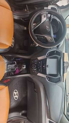 HYUNDAI image 4