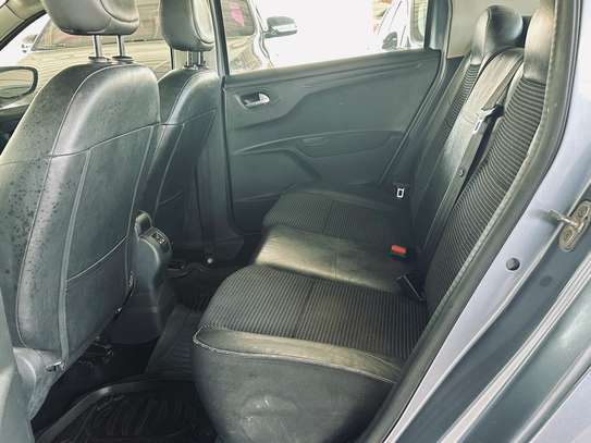 Peugeot 301 / 2016 image 9