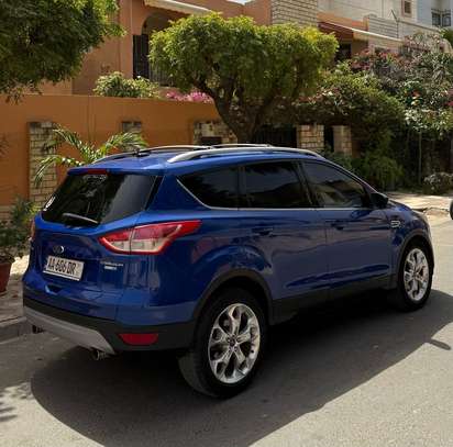 Ford Escape Titanium image 3