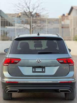 Volkswagen Tiguan 2018 Gris Métallisé SUV Spacieux image 10