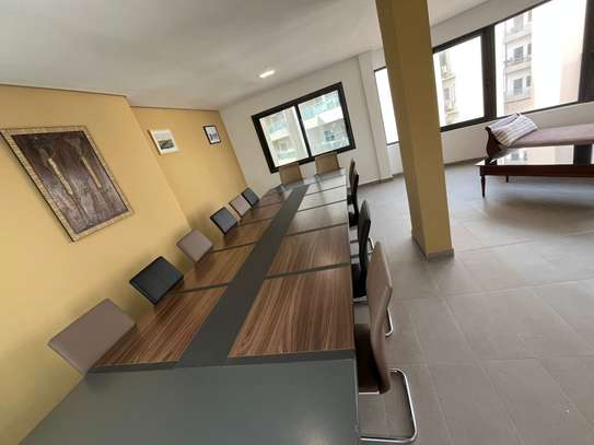 Salle de réunion a la Cite Keur Gorgui image 7