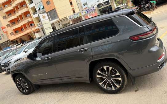 Grand Jeep Cherokee OVERLAND  4x4 SUV Gris métallisé image 13