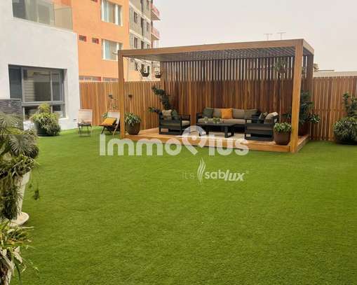 Appartement f4 à la corniche de ouakm image 1