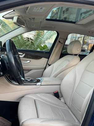Mercedes GLc 300 image 8
