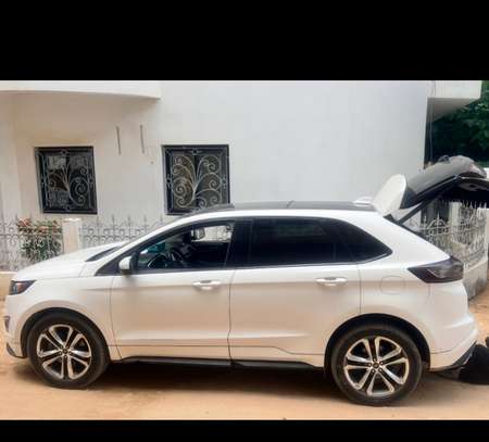 Ford Edge titanium version sport image 3