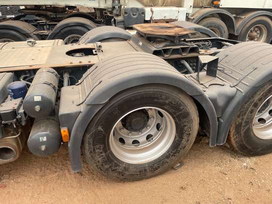 Iveco stralis 6x4 image 2