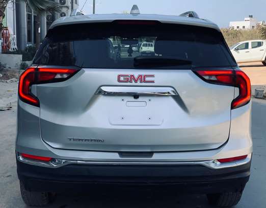 GMC Terrain Annee 2020 4 Cylindres image 5