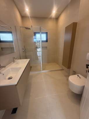 Appartement f4 neuf à louer au point e image 13