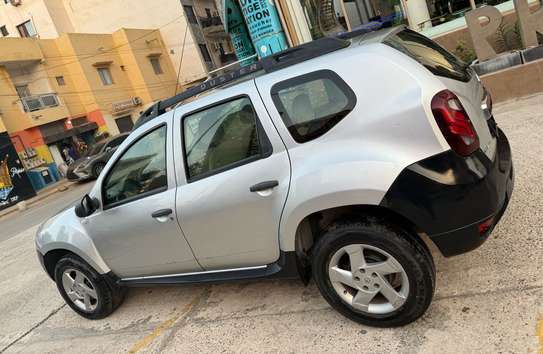 Renault Duster 2018 image 12