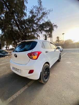 HYUNDAI i10 GRAND 2017 image 3