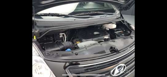 Hyundai Starex VIP 12 places image 3